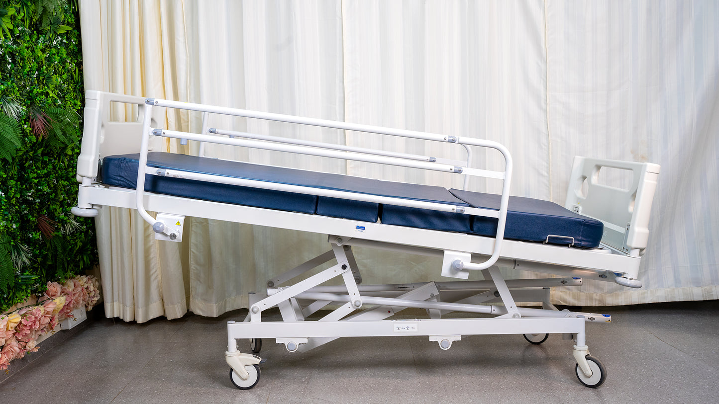 Midmark Janak CX4000AI.C.U. Manual 5 Function Hospital Bed